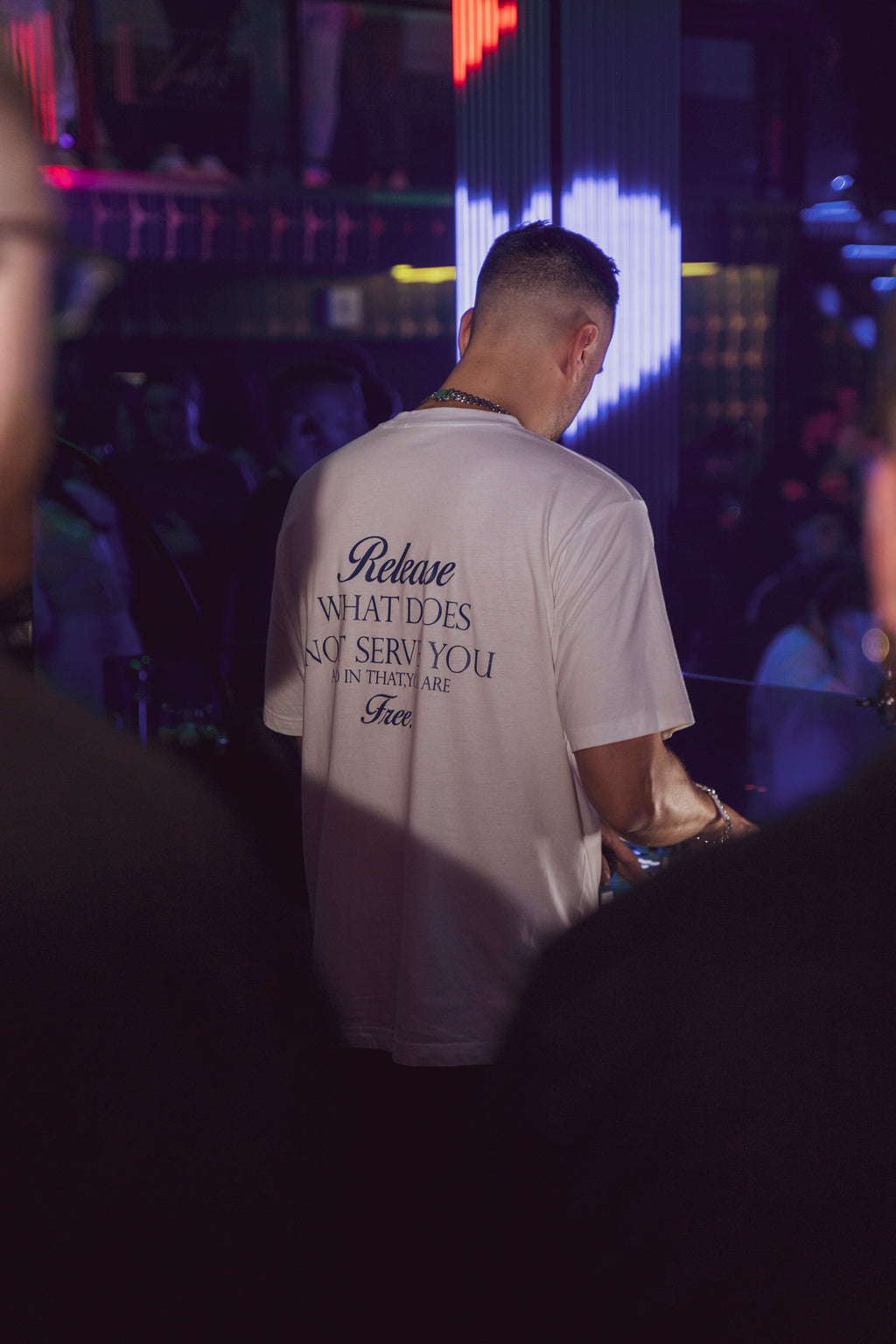 Let Go Tee – Just Keep Light