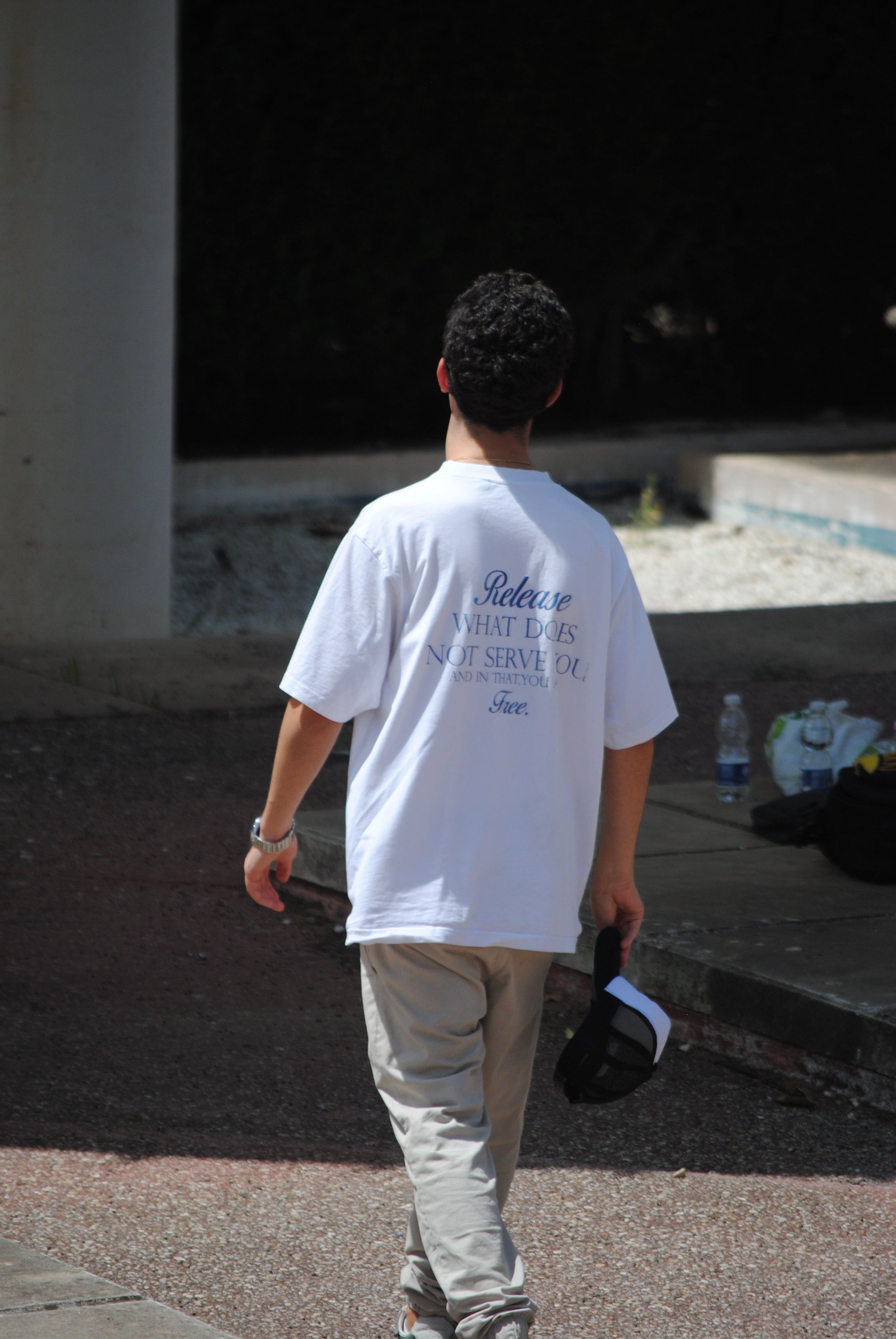 Let Go Tee – Just Keep Light